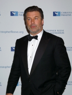Arriving to a Christopher Reeve foundation event, November 2004