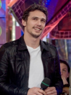 The Spider-Men! Tobey Maguire, James Franco & Topher Grace at TRL!