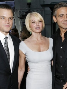 George Clooney joins Ellen Barkin & Matt Damon on the red carpet