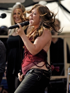 kelly clarkson