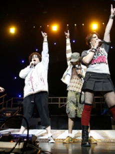 Stacey, Phil - Gina Glocksen - Sanjaya Malakar - Chris Sligh - Haley Scarnato - Chris Richardson IDOLS LIVE MICHIGAN 8 12 &rsquo;07 AP 1