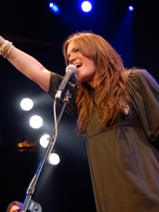 Mandy Moore belts out a hit at the House of Blues in WeHo