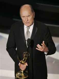 Robert Duvall wins Outstanding Actor in a Miniseries