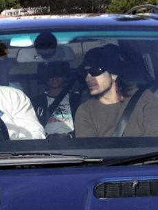 Keith Urban anda con Connor en el auto