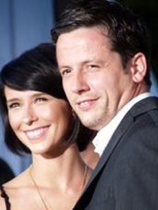 Jennifer Love Hewitt, Ross McCall, blurb