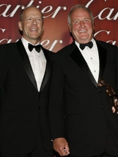 Bruce Willis and Jerry Weintraub pose at the Palm Springs International Film Festival 
