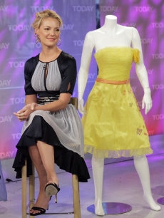 Katherine Heigl promoting her new movie '27 Dresses' on the 'Today' show