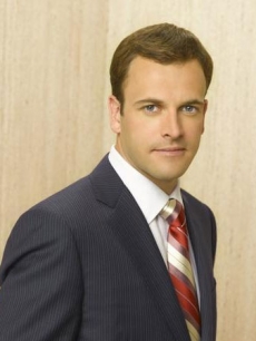 Jonny Lee Miller plays as 