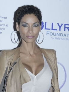 Nicole Murphy at the Celebrity Fashion Show/Benefit Auction 