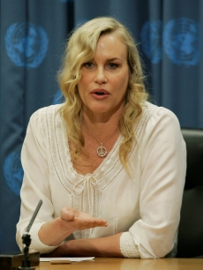 Daryl Hannah speaking at a news conference centered on climate change at the United Nations