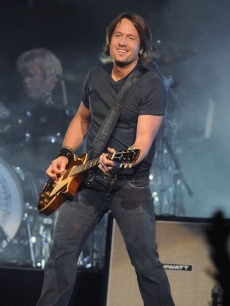 Keith Urban at Madison Square Garden in NY for his 'Love, Pain & the whole crazy Carnival Ride' tour