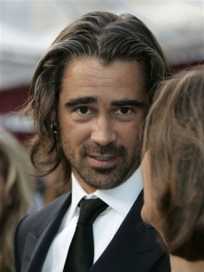 Dublin-born actor Colin Farrell looks fetching on the Oscar red carpet 