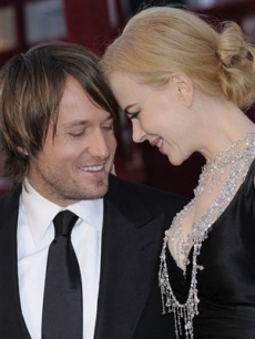 Nicole Kidman and Keith Urban looking radiant on the red carpet at Oscar 2008