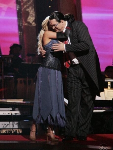 Kym hugs Penn Jillette as he is eliminated from 'Dancing With the Stars'