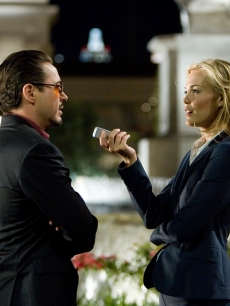 IRON MAN - Robert Downey Jr - Leslie Bibb 