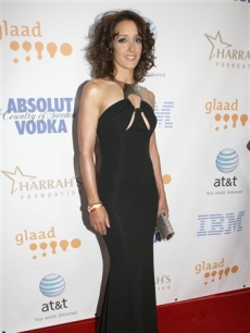 Jennifer Beals arrives at the 19th Annual GLAAD Media Awards 