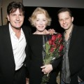 Charlie Sheen, Holland Taylor and Jon Cryer pose at a “TV Moms” tribute