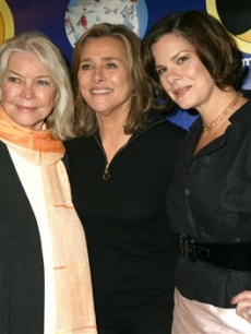 Marcia Gay Harden, Ellen Burstyn and Meredith Vieira at the Pajama Program Awards luncheon