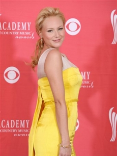 Jewel shines bright at the 43rd Annual Academy of Country Music Awards 