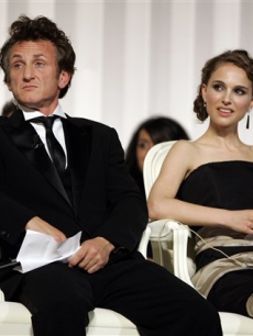 Sean Penn and Natalie Portman sit on the Cannes jury panel, May 25, 2008 