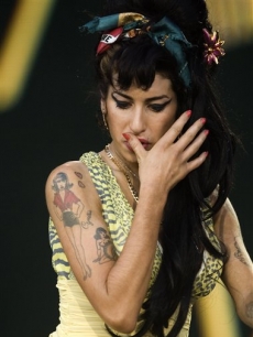 Amy Winehouse back on stage in Arganda del Rey, Spain