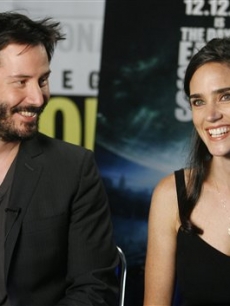 Keanu Reeves and Jennifer Connelly promote ‘The Day The Earth Stood Still’ 