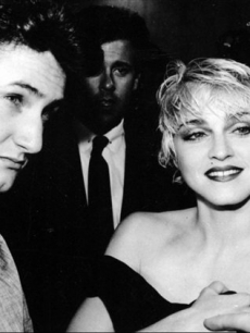 Sean Penn and Madonna chat with reporters prior to the screening of his movie ‘At Close Range’ in Los Angeles. (1986)