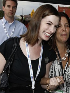 Anne Hathaway arrives at the Democratic National Convention in Denver
