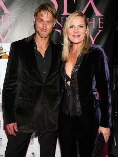 Kim Cattrall and boyfriend Alan Wyse arrive for the DVD launch event for ‘Sex and the City: The Movie’