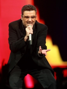 George Michael performs at Madison Square Garden, July 21, 2008