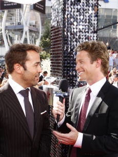 Jeremy Piven talks with Billy