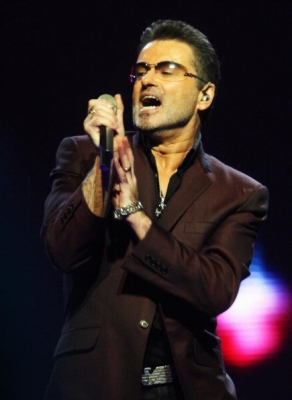 George Michael performs in London, August 25, 2008