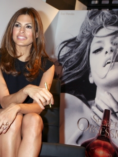Eva Mendes launches Calvin Klein Secret Obsession perfume at Sephora shop on September 16, 2008 in Rome, Italy