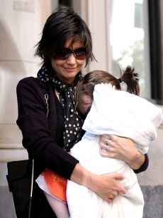Katie Holmes and Suri step out in Manhattan, October 7, 2008 