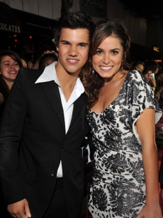 Taylor Lautner and Nikki Reed at the ‘Twilight’ premiere