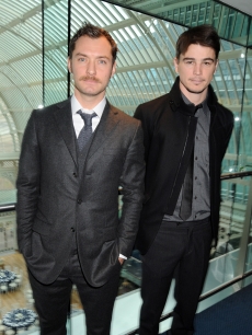 Jude Law and Josh Hartnett attend the reception for the Evening Standard Theatre Awards 2008 at the Royal Opera House