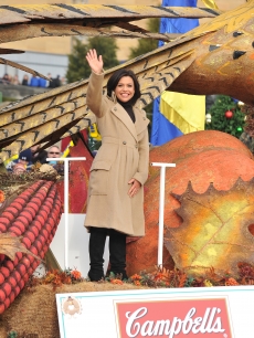 Rachel Ray at the IKEA Thanksgiving Day Parade in Philly 