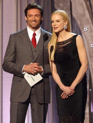 Hugh Jackman and Nicole Kidman present at the 2008 CMAs 