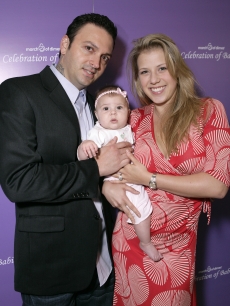 Cody Herpin and Jodie Sweetin with daughter Zoie