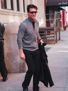 Tom Cruise walks in Manhattan