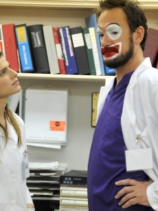 Lake Bell as Dr. Cat Black (left) and Seth Morris as Dr. Nate Schacter (right) star in “Childrens’ Hospital,” a new original digital series for TheWB.com