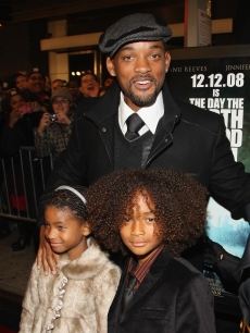 Will Smith with Willow Smith and Jaden Smith at ‘The Day The Earth Stood Still’ Premiere in NYC