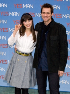 Zooey Deschanel and Jim Carrey at the Rome photocall for ‘Yes Man’