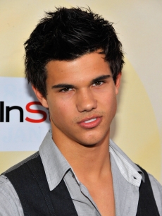 ‘Twilight’ star Taylor Lautner