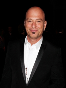 Howie Mandel arrives to the post-Emmys Governor’s Ball (Sept. 2008)