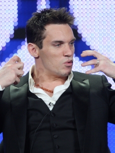 Jonathan Rhys Meyers of ‘The Tudors’ answers reporters questions in LA, Jan. 14, 2009