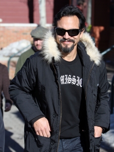 A bearded Benjamin Bratt steps out at Sundance 2009