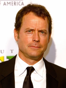 Greg Kinnear arrives at the 20th Annual Producers Guild Awards held at the Palladium on January 24, 2009 in Hollywood, California