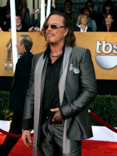 Mickey Rourke on the red carpet of the 15th Annual SAG Awards