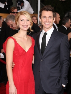 Claire Danes and Hugh Dancy on the SAG Awards red carpet